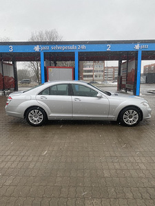 Мерседес-Бенц S320 (5 фото из 10)