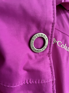 Uueväärne ilusa fuksia värvi Columbia suusajope (3 foto / 8)