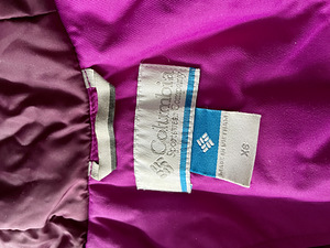Uueväärne ilusa fuksia värvi Columbia suusajope (6 foto / 8)