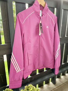 Uus õhuke spordijope Adidas (3 foto / 8)