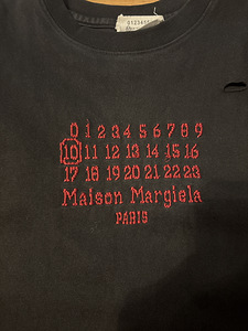 MAISON MARGIELA (1 foto / 1)