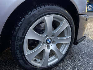 BMW 523i (10 foto / 11)