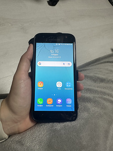 Telefon Samsung (1 foto / 3)