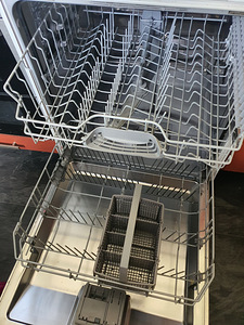 Bosch nõudepesumasin SMV24AX01E (2 foto / 2)