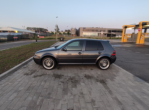 Volkswagen Golf 4 1.6 v16 (7 foto / 12)