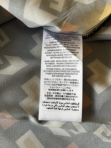 Uus Gucci siidisärk meestele suurus M (3 foto / 3)