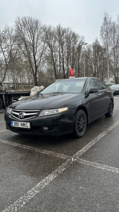 Honda Accord (4 фото из 6)