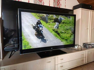 Müün LG47LE8500.Smart Heas korras.Olemas HDMI USB pult. (1 foto / 3)