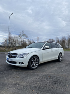 Продажа Мерседес-Бенц С200 (1 фото из 9)