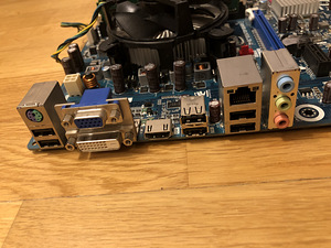 Intel Core i5-661,8gbDDR3+motherboard+radiator (3 foto / 3)