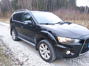 Продам Автомобиль (3 фото из 9)