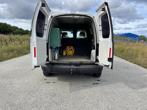 Volkswagen Caddy (4 foto / 8)