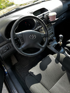 Продам avensis t25 2.0d manual (9 фото из 12)