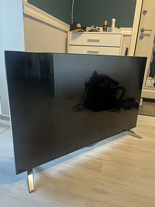 Lg smart tv UHD 49” 49UB830V (1 foto / 2)