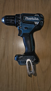 Makita DDF485 (1 foto / 4)