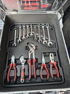 Tööriistade komplekt (4 foto / 5)