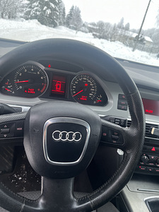 Audi A6 C6 (9 фото из 9)