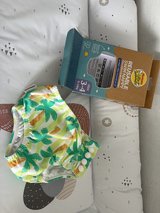 Korduvkasutatav ujumismähe / basseini mähe Huggies