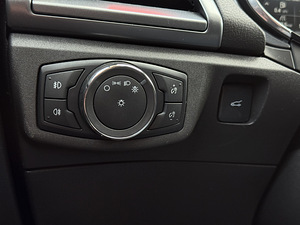 Ford Mondeo Mk5 2.0 disel (12 foto / 13)