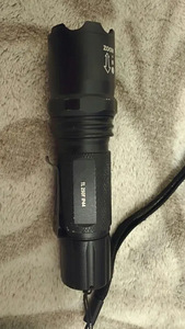LED-taskulamp BrennenstuhlIP44 alumiiniumkorpus (4 foto / 8)