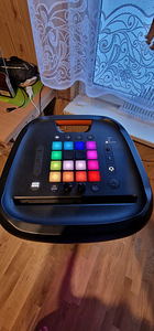 Продам jbl partybox 1000 (3 фото из 4)