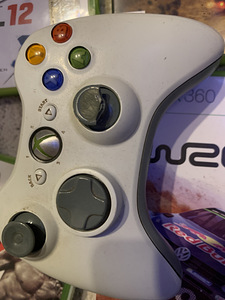 Xbox 360 120gb (2 фото из 3)
