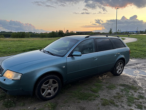 Ауди А6 С5 (2 фото из 8)