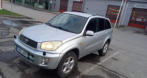Ostan kõiki Toyota marki sõidukeid (7 foto / 10)