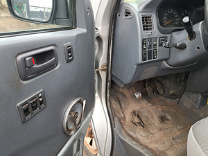 Müüa Toyota Hiace (6 foto / 8)