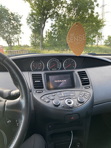 Nissan primera (9 foto / 10)