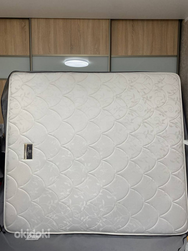 Serta Perfect Sleeper Hilton madrats 180×200 cm