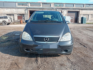 Varuosadena saab 9-3 ja mercedes benz a160 (1 foto / 9)