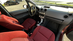 Mitsubishi Colt (5 foto / 15)