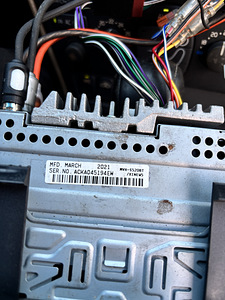 Auto radio pioner mvh-s52bt (2 foto / 4)