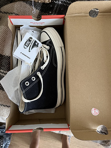 Converse, женщина, 39 (1 фото из 6)