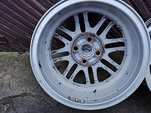 Литые диски Ford Focus MK1 (1998-2005) R15 (6 фото из 9)