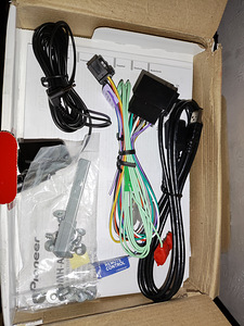 Auto raadio/multimeedia Pioneer DMH-A3300DAB 2DIN (7 foto / 10)