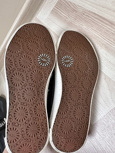 Stiilsed Tossud tossud + kingituseks Ugg tossud (10 foto / 10)