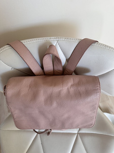 Massimo Dutti puuderroosa nahast seljakott (3 foto / 8)
