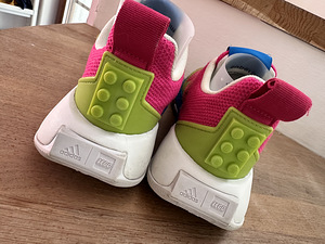 Adidas X Lego Sport Pro tossud (9 foto / 10)