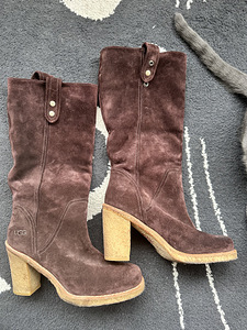 Kõrged talvesaapad UGG originaal / talvesaapad Ugg (3 foto / 10)