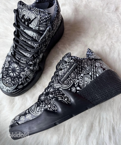 Брендовые кроссовки Giuseppe Zanotti сникерсы