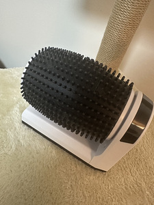 Kraapimispost + kingitus automaatne kassi kamm-masseerija (7 foto / 7)