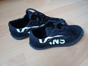 Laste jalanõud VANS (1 foto / 4)
