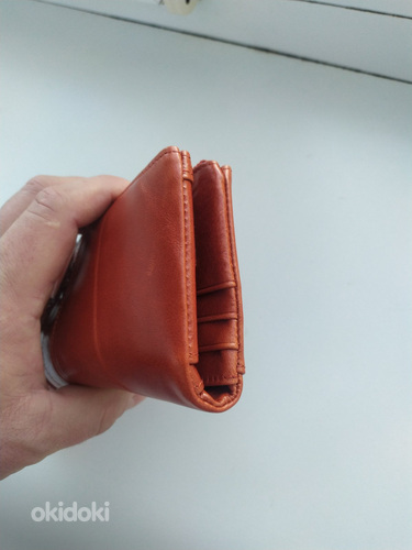 Продам женский кожаный кошелёк. (фото #6)