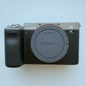 Sony A7C + клетка (1 фото из 6)