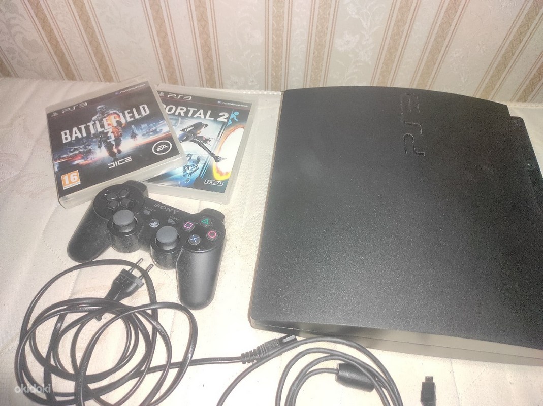 Sony PlayStation 3 + пульт + провода + 2 игры - Tallinn, Консоли – okidoki