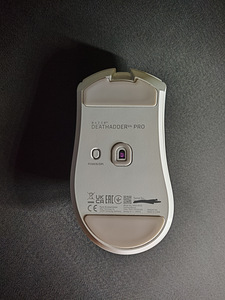Razer deathadder v4 pro white (2 foto / 5)