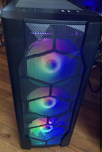 Gamer PC (1 foto / 2)
