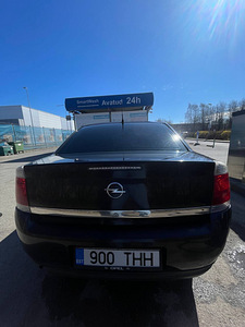 Opel Vectra C 2.2 CDTi (5 foto / 10)